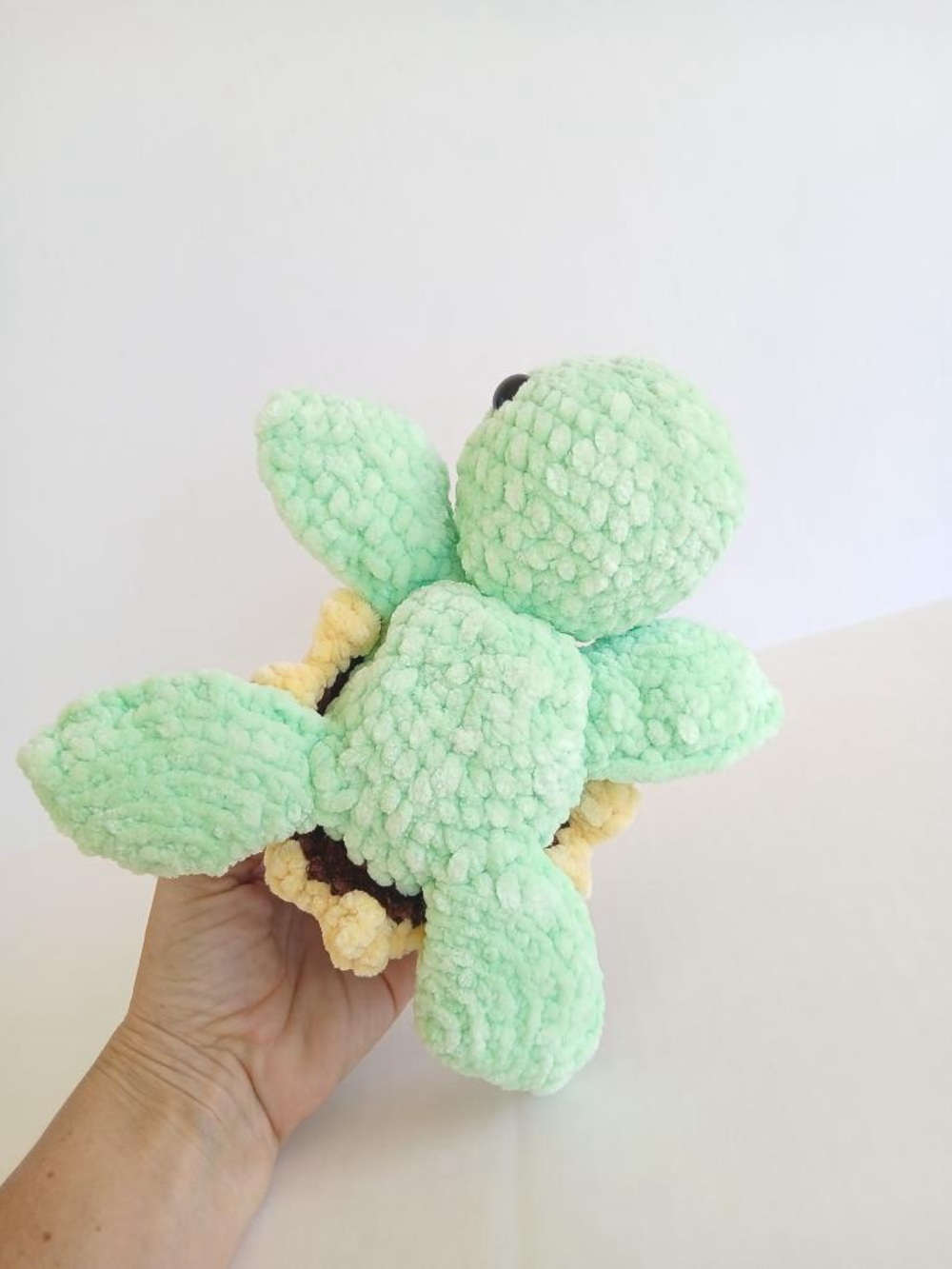 Crochet sunflower turtle handmade 7 inch plushie - Picture 3 of 8
